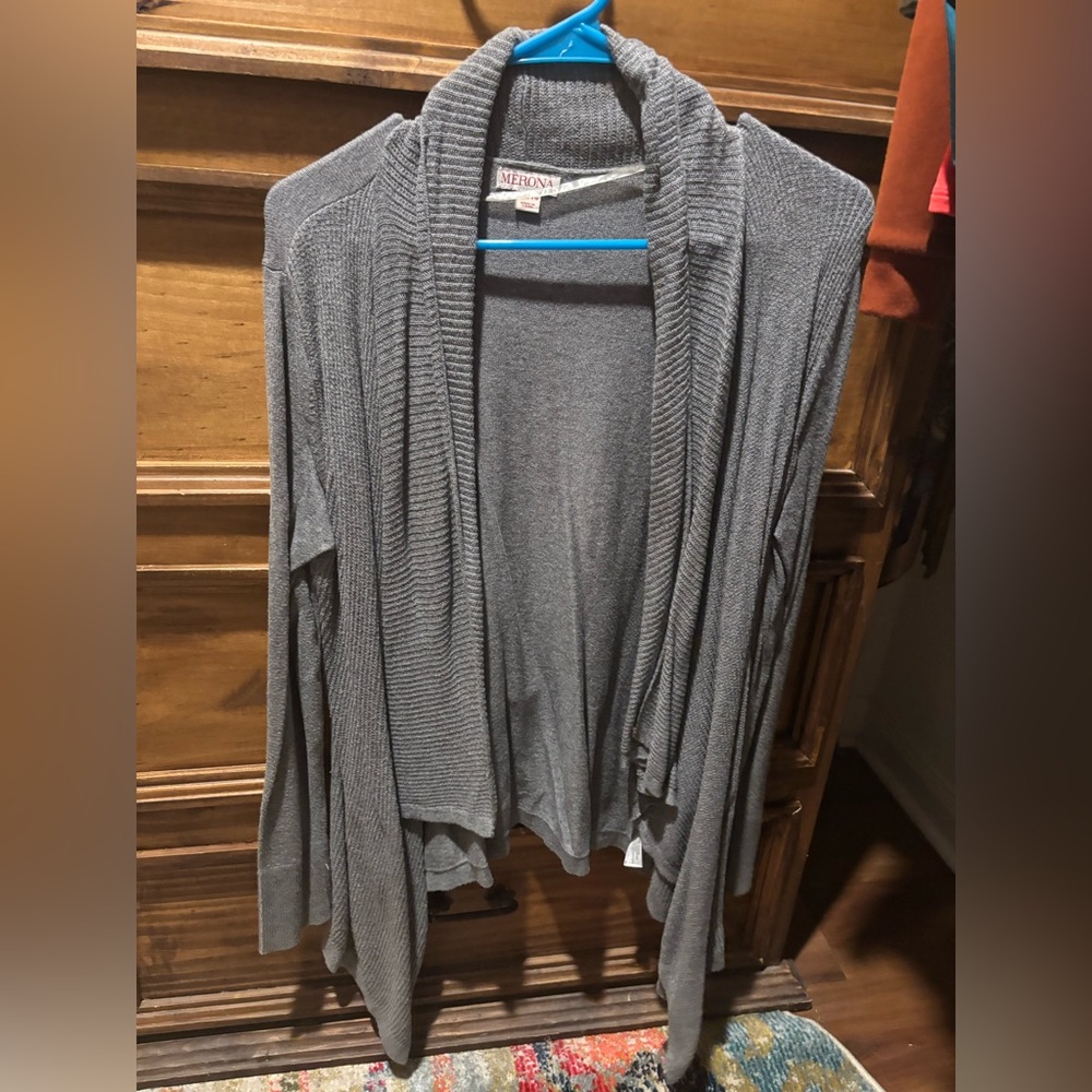 Grey cardigan/sweater